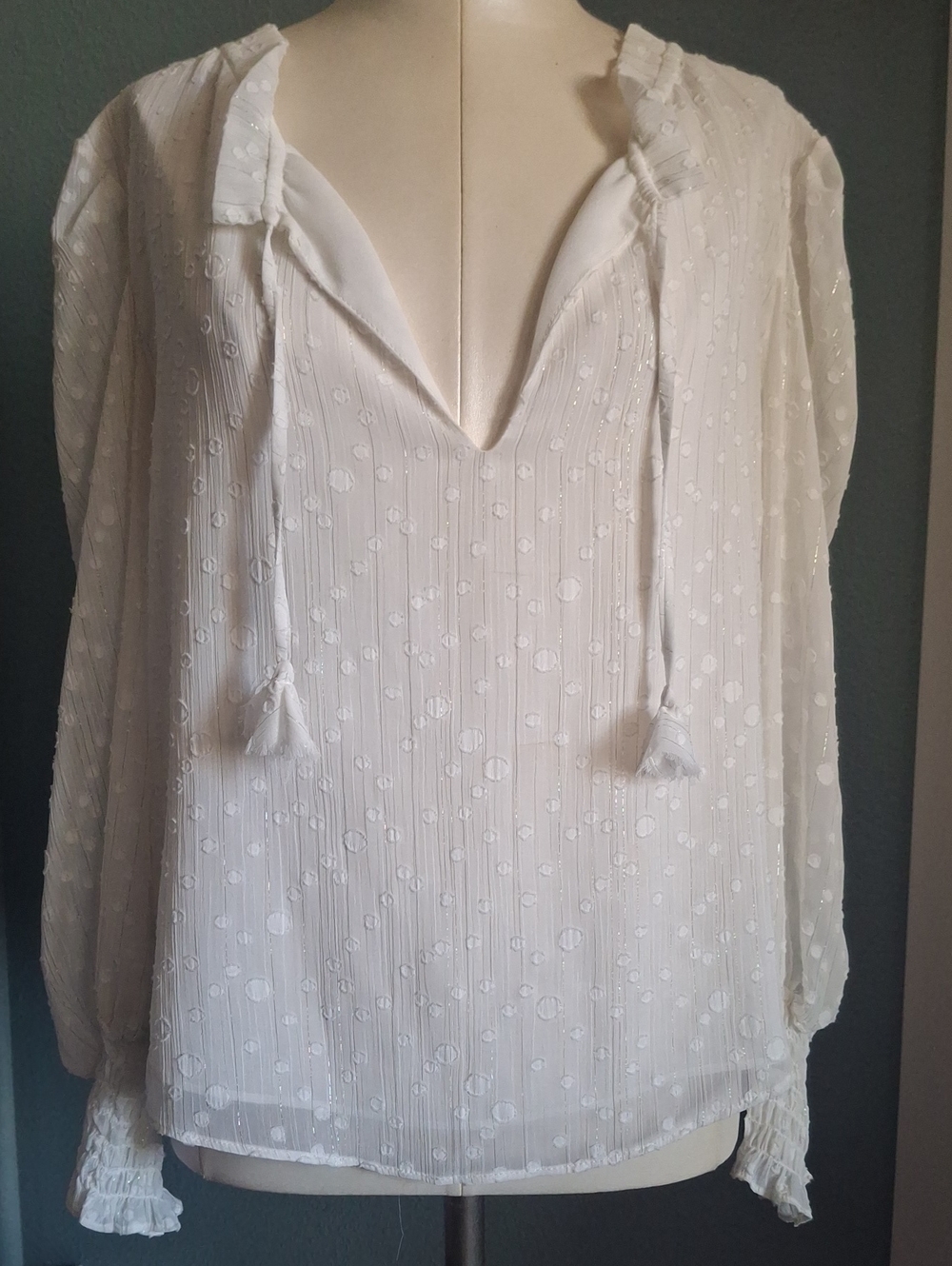 MISA Women’s White Tie-Neck Blouse SZ M